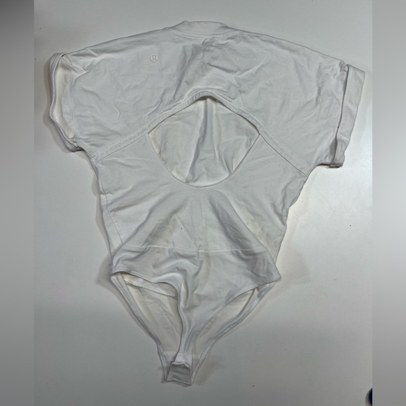 Lululemon Heavyweight Cotton T-Shirt Bodysuit White Top Open Back Women’s Small - Picture 3 of 12